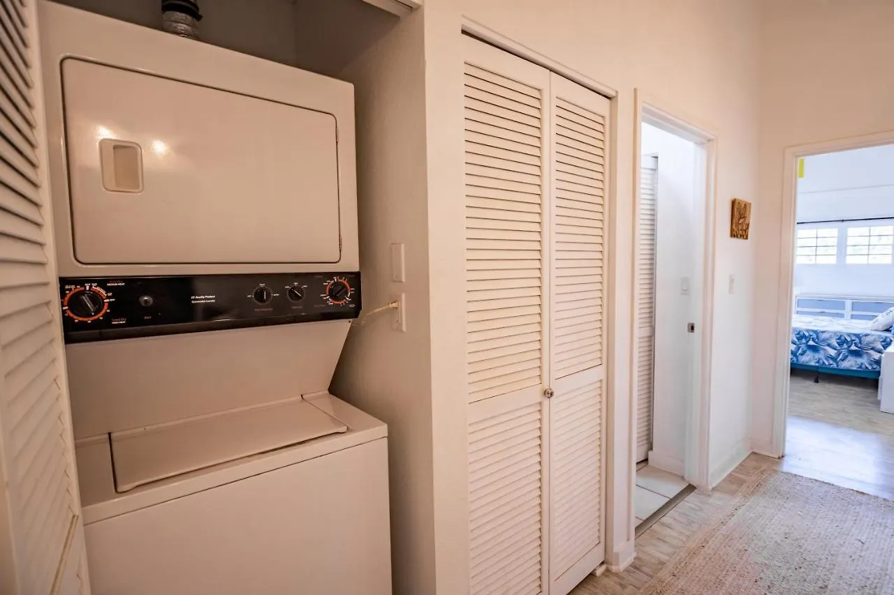 Holiday home Molokai, Hawaii - Beautiful Beachfront Townhouse - Longterm Or Shorterm Rental Maunaloa
