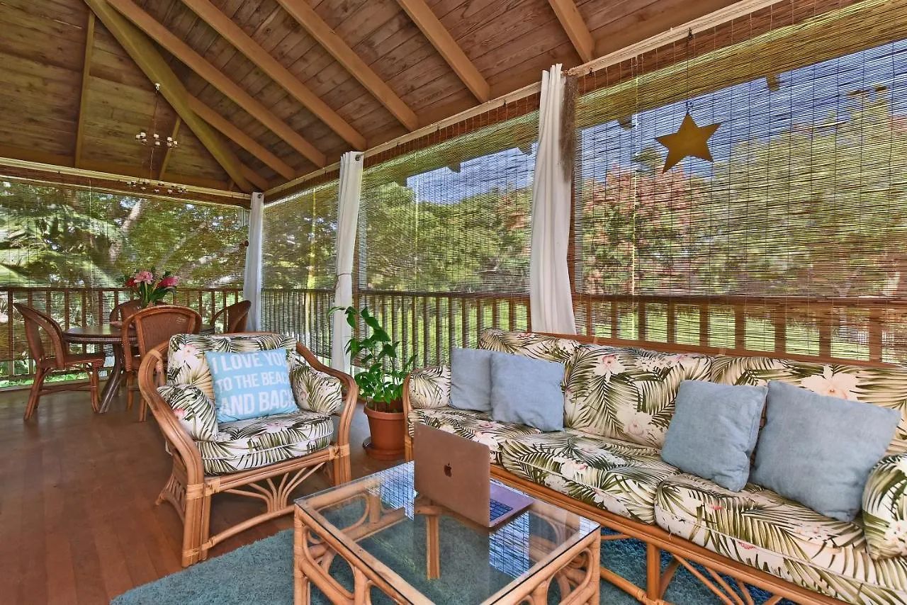 Molokai, Hawaii - Beautiful Beachfront Townhouse - Longterm Or Shorterm Rental Maunaloa