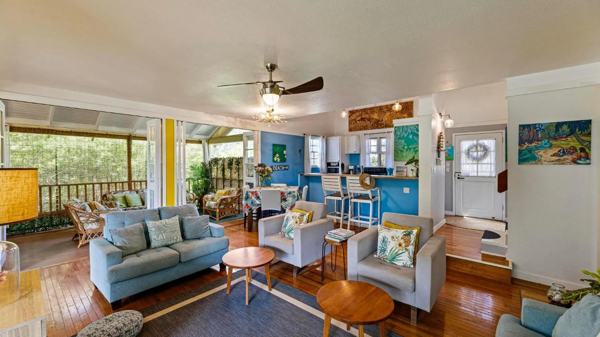 Molokai, Hawaii - Beautiful Beachfront Townhouse - Longterm Or Shorterm Rental Maunaloa