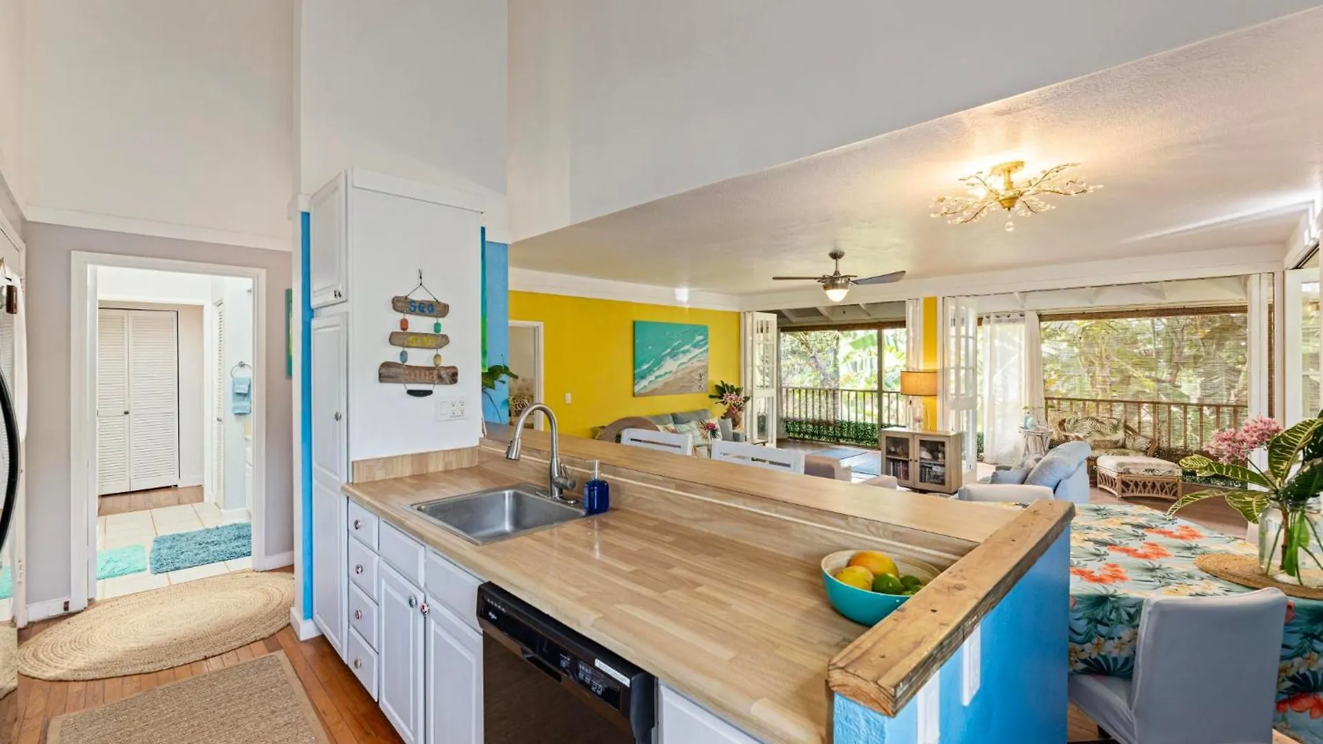 Molokai, Hawaii - Beautiful Beachfront Townhouse - Longterm Or Shorterm Rental Maunaloa United States
