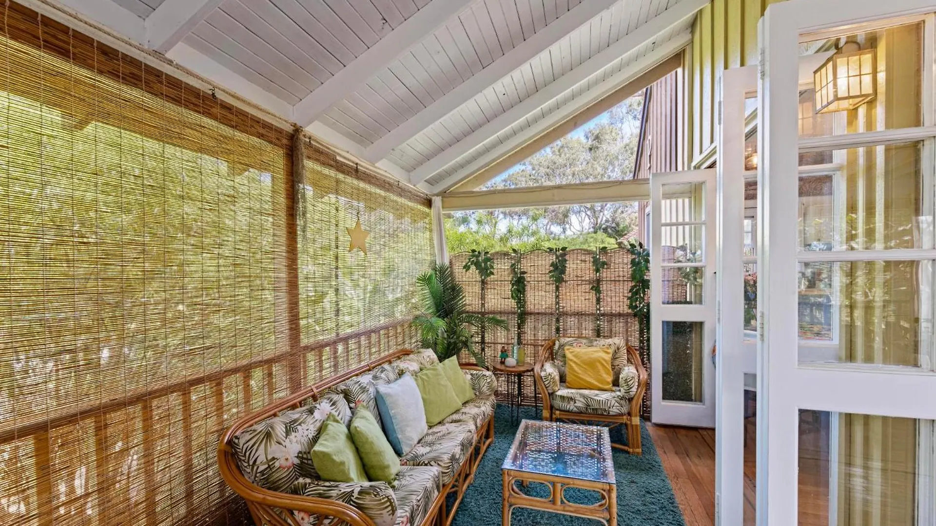 Molokai, Hawaii - Beautiful Beachfront Townhouse - Longterm Or Shorterm Rental Maunaloa Holiday home